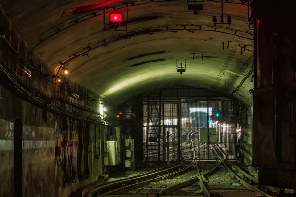 Paris Metro Tracks